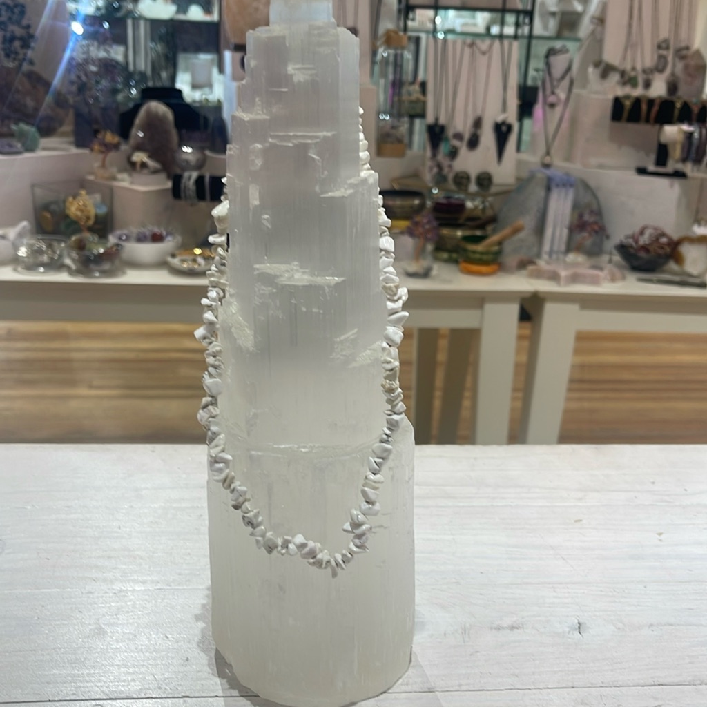 Howlite Chip Necklace